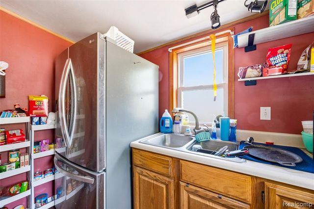 5842 Woodland Drive, Lake, MI 48632