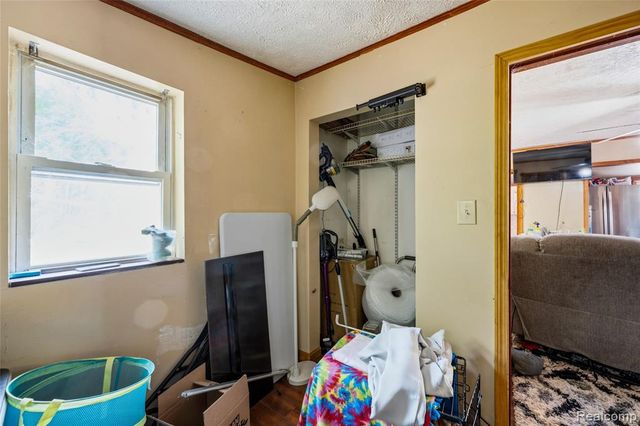 5842 Woodland Drive, Lake, MI 48632