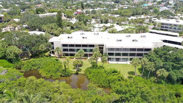 225 HOURGLASS WAY 202, Sarasota, FL 34242