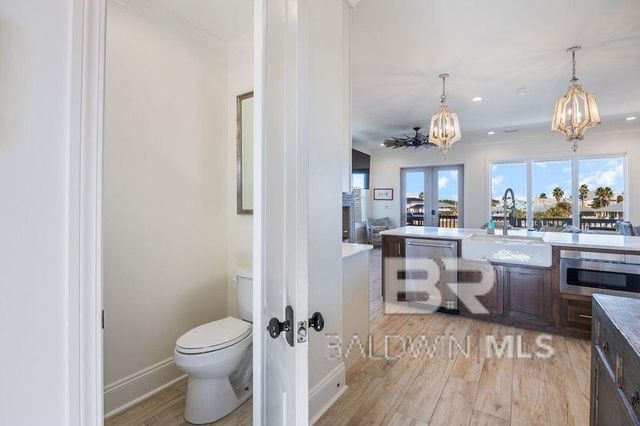 908 Shoreland Drive, Gulf Shores, AL 36542
