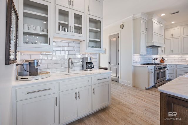 908 Shoreland Drive, Gulf Shores, AL 36542