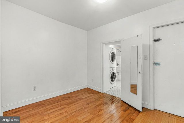 903 S 13TH ST, Philadelphia, PA 19147