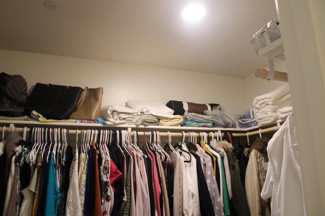 5586 E Saginaw Way, Fresno, CA 93722