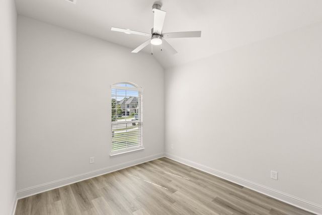 5205 Rutherford Drive, Midlothian, TX 76065