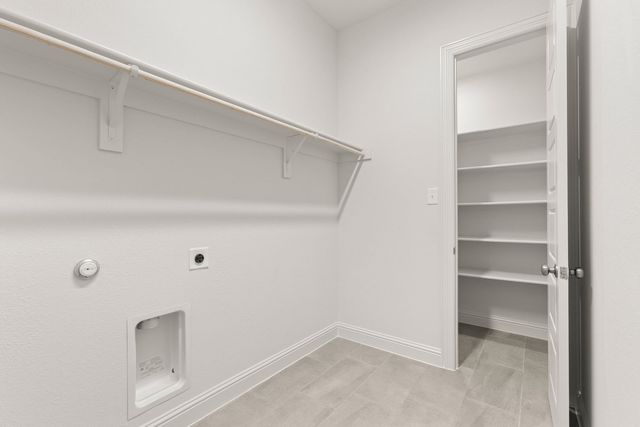5205 Rutherford Drive, Midlothian, TX 76065