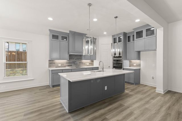 5205 Rutherford Drive, Midlothian, TX 76065