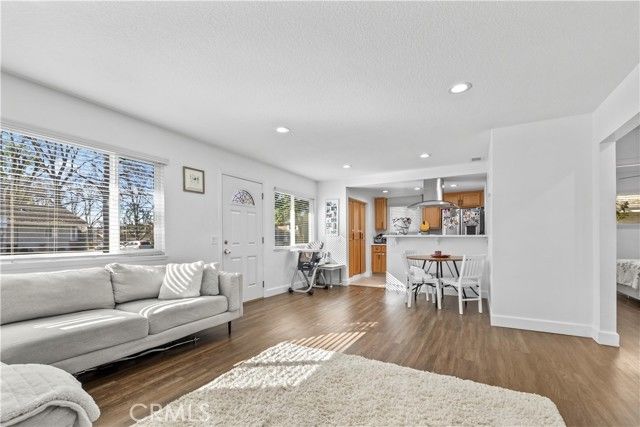 2451 College, La Verne, CA 91750