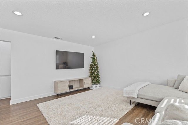 2451 College, La Verne, CA 91750