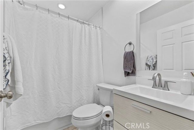 2451 College, La Verne, CA 91750