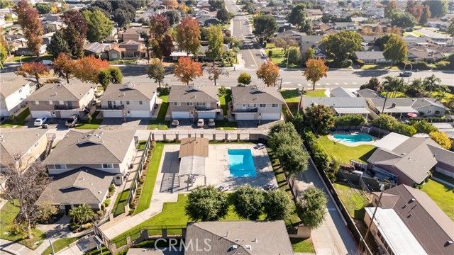2451 College, La Verne, CA 91750