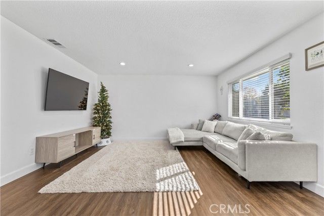 2451 College, La Verne, CA 91750