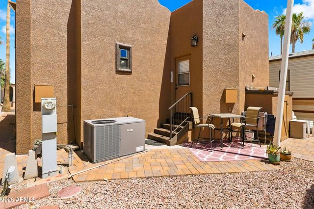 629 NAVAJO --, Mesa, AZ 85205