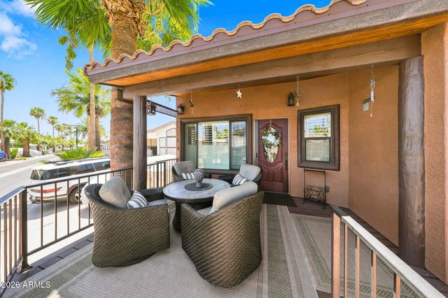 629 NAVAJO --, Mesa, AZ 85205