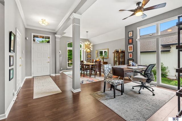 619 S 186th Street, Omaha, NE 68022