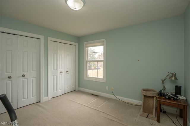 3301 Sumser Street NW, North Canton, OH 44720