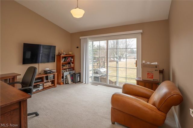 3301 Sumser Street NW, North Canton, OH 44720