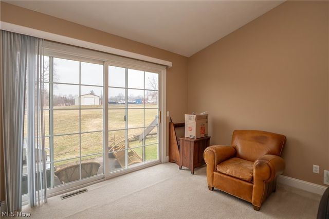 3301 Sumser Street NW, North Canton, OH 44720