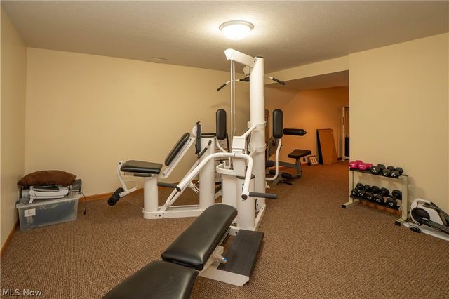 3301 Sumser Street NW, North Canton, OH 44720