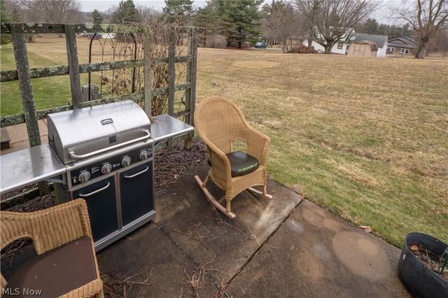 3301 Sumser Street NW, North Canton, OH 44720