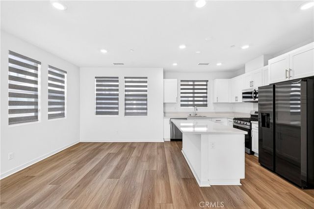 2961 W Lincoln 6, Anaheim, CA 92801