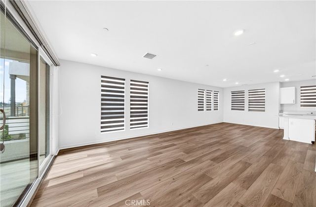2961 W Lincoln 6, Anaheim, CA 92801