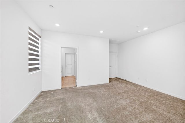 2961 W Lincoln 6, Anaheim, CA 92801