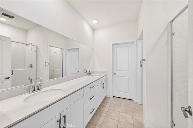 2961 W Lincoln 6, Anaheim, CA 92801