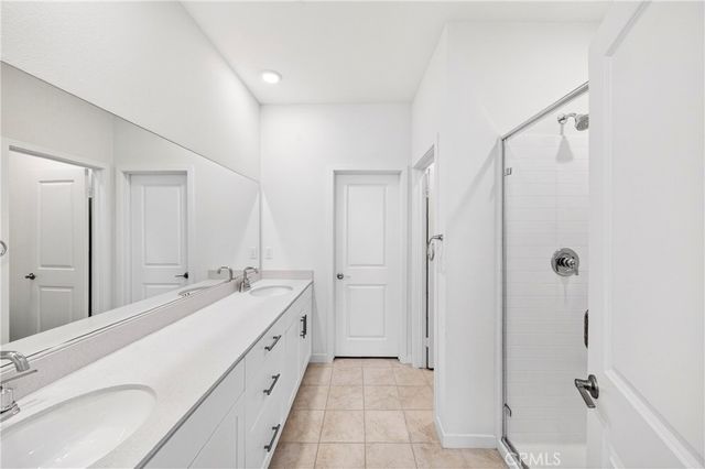 2961 W Lincoln 6, Anaheim, CA 92801