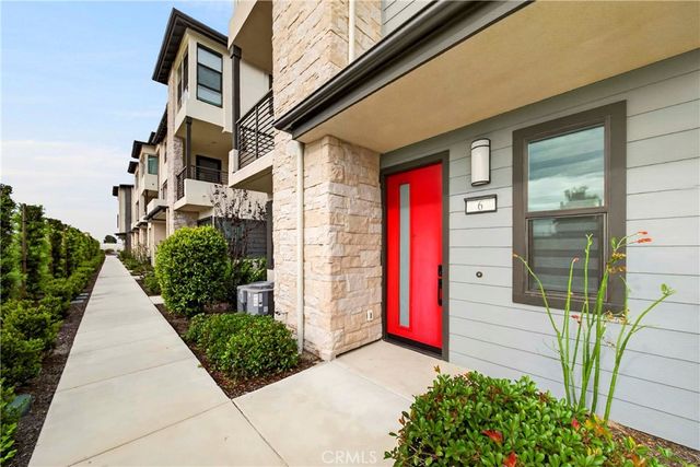 2961 W Lincoln 6, Anaheim, CA 92801