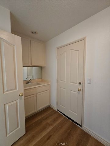 12334 Navajo, Victorville, CA 92392