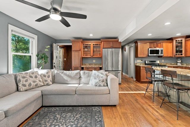 30 Garden Lane, Durham, NH 03824