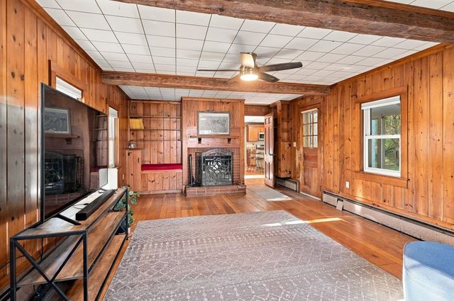 30 Garden Lane, Durham, NH 03824