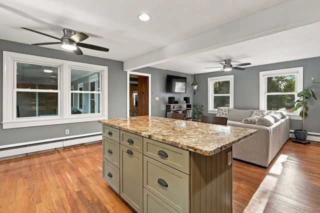 30 Garden Lane, Durham, NH 03824