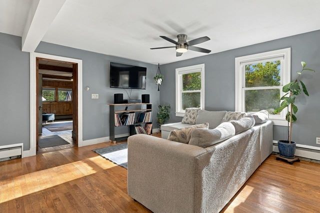 30 Garden Lane, Durham, NH 03824