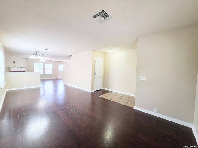 914 Tisbury Parkway, San Antonio, TX 78251