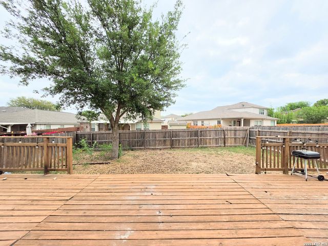 914 Tisbury Parkway, San Antonio, TX 78251