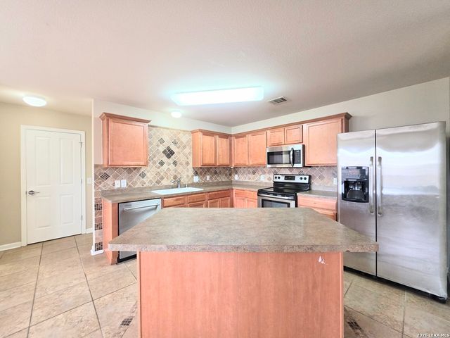 914 Tisbury Parkway, San Antonio, TX 78251