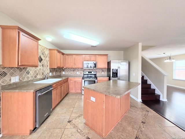 914 Tisbury Parkway, San Antonio, TX 78251