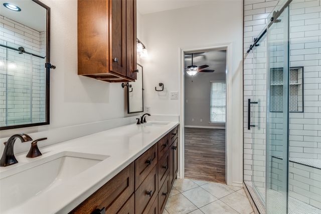 1230 Wooded Trail, Hurst, TX 76053