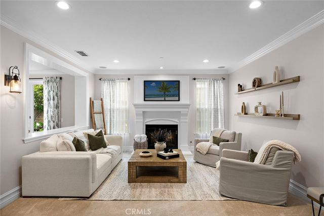 33 Christopher Street, Ladera Ranch, CA 92694