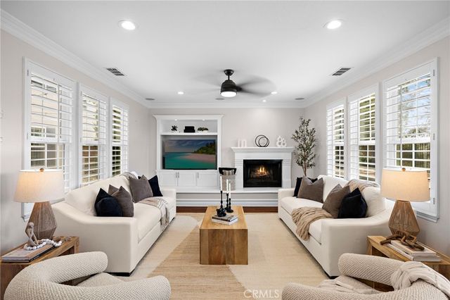33 Christopher Street, Ladera Ranch, CA 92694