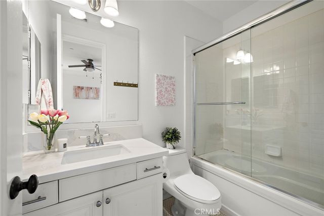 33 Christopher Street, Ladera Ranch, CA 92694