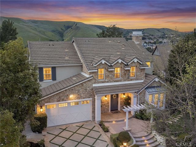 33 Christopher Street, Ladera Ranch, CA 92694