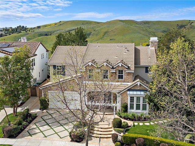 33 Christopher Street, Ladera Ranch, CA 92694