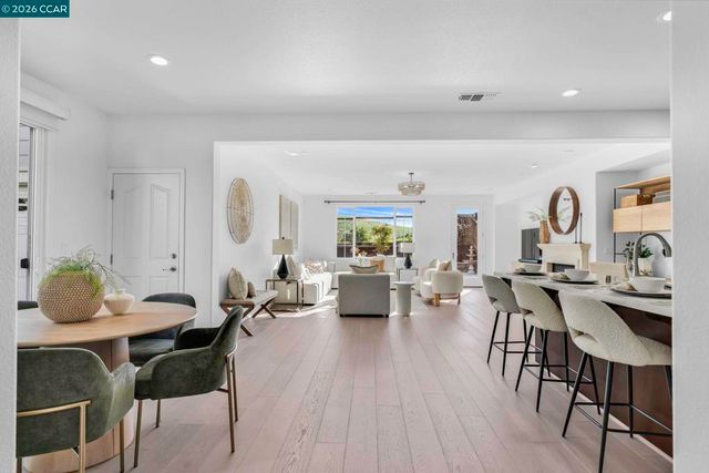 116 116 Spalding Ct, San Ramon, CA 94582