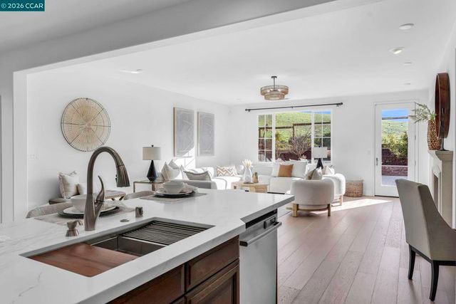 116 116 Spalding Ct, San Ramon, CA 94582