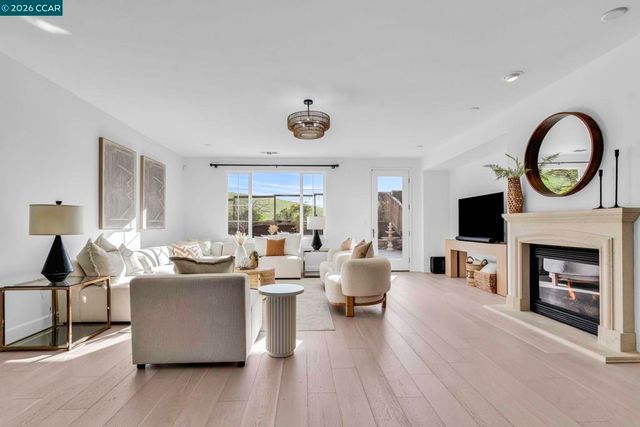 116 116 Spalding Ct, San Ramon, CA 94582