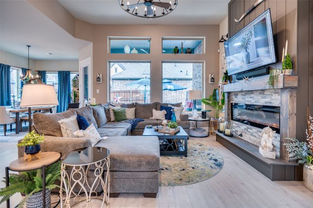2063 Spotted Fawn Drive, Arlington, TX 76005