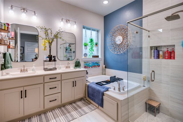 2063 Spotted Fawn Drive, Arlington, TX 76005