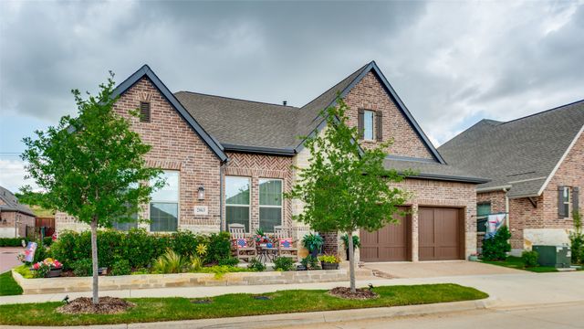 2063 Spotted Fawn Drive, Arlington, TX 76005